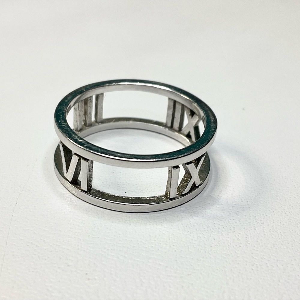 Sterling Silver Roman Numeral Band Ring SZ 6.25